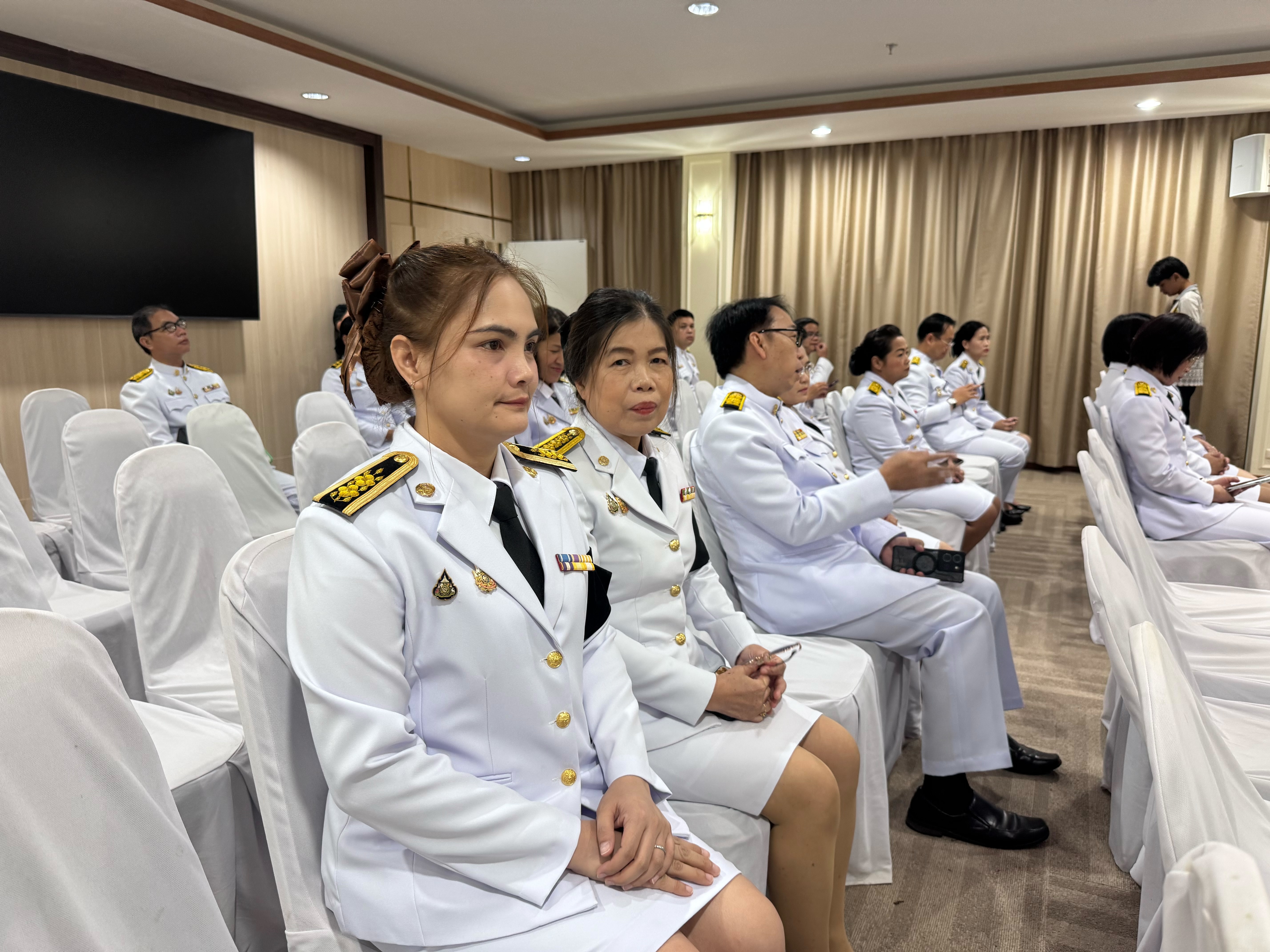 title - วันเสาร์ที่ 4 กรกฎาคม 2569 เวลา 08.30 น. นายวิทูล ประดิษฐบุญ ปฏิรูปที่ดินจังหวัดปราจีนบุรี  มอบหมายให้ ข้าราชการ และเจ้าหน้าที่ ส.ป.ก.ปราจีนบุรี เข้าร่วมพิธีเนื่องในวันคล้ายวันประสูติ สมเด็จพระเจ้าน้องนางเธอ เจ้าฟ้าจุฬาภรณวลัยษณ์ อัครราชกุมารี กรมพระศรีสวางควัฒน วรขัติยราชนารี
